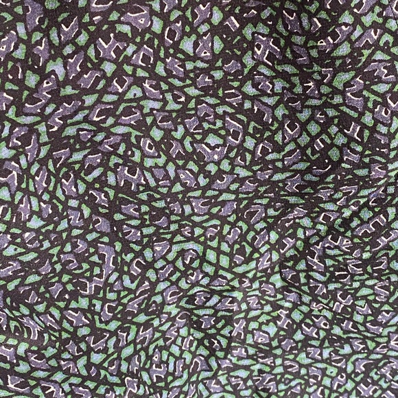 *SOLD* Aritzia blouse - Picture 4 of 4